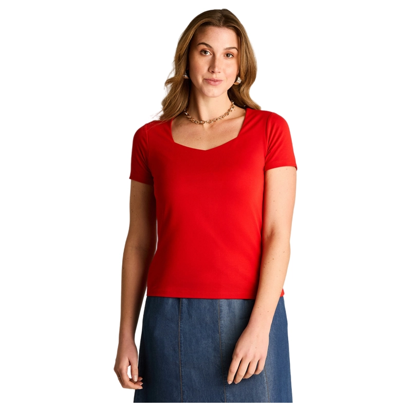 POLERA ROJA ESCOTE CUADRADO Y CALCE COMODO - 1