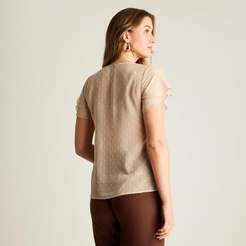 BLUSA BEIGE MANGA CORTA CON DETALLE EN ESCOTE - 2