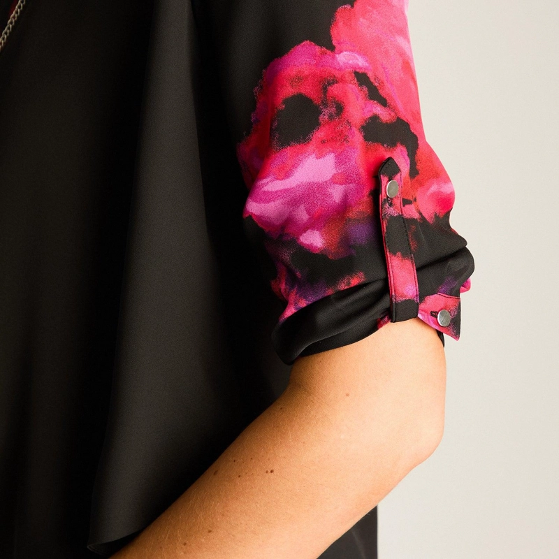 BLUSA ESTAMPADA CON CHALECO INTEGRADO - 3
