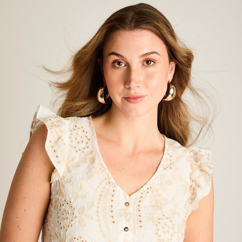 BLUSA BEIGE BRODERIE CON VOLANTES - 3