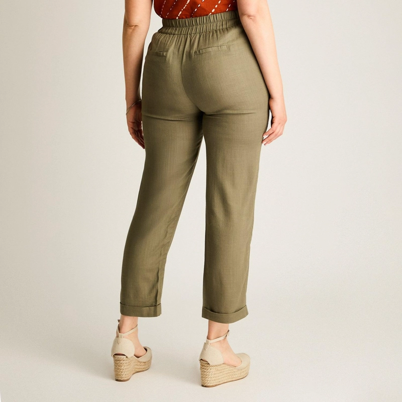 PANTALON SPORT VERDE RECTO NO ELASTICADO CALCE NORMAL - 2