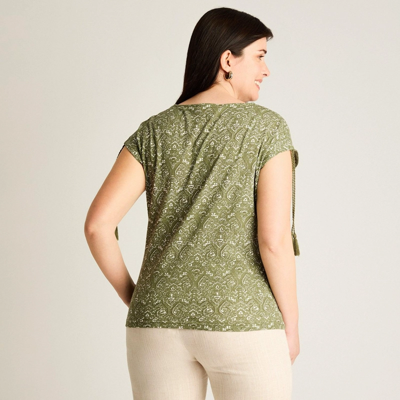 POLERA VERDE MANGA CORTA ELASTICIDAD MEDIA CALCE NORMAL - 2