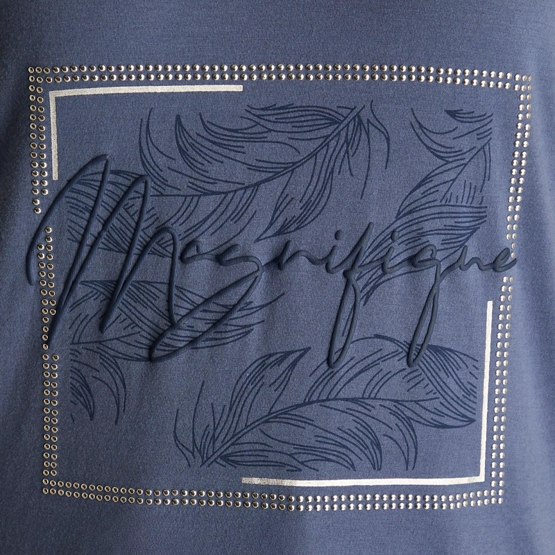 POLERA INDIGO CON ESTAMPADO FRONTAL Y ESCOTE EN V - 3