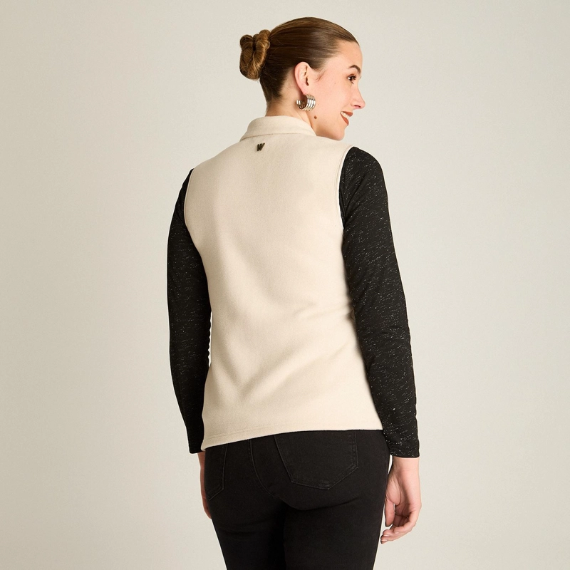 POLERON POLAR ARENA SIN MANGAS DISEÑO QUILTED A TONO - 2