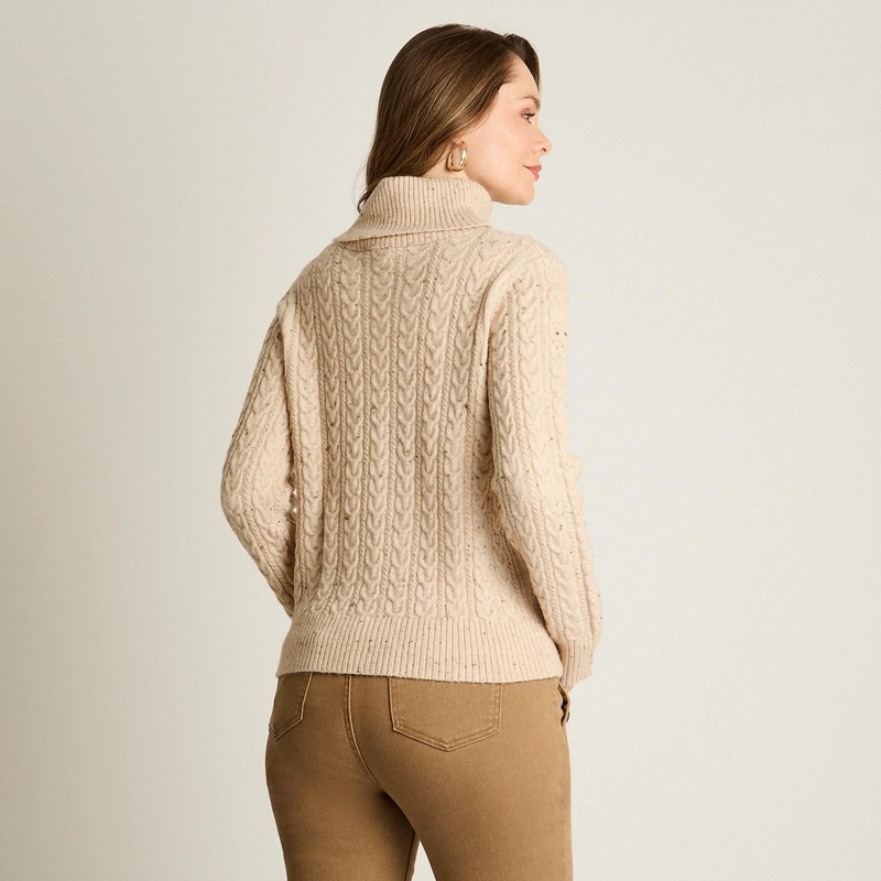 SWEATER BEIGE CON CUELLO ALTO Y TRENZADO JASPEADO EN TEJIDO - 2