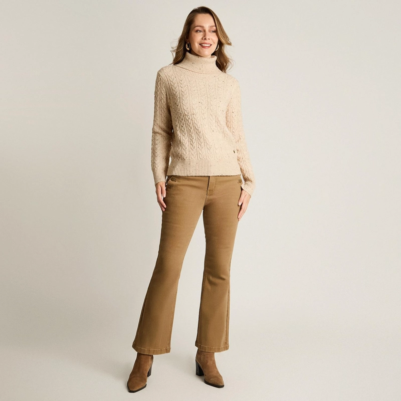 SWEATER BEIGE CON CUELLO ALTO Y TRENZADO JASPEADO EN TEJIDO - 4