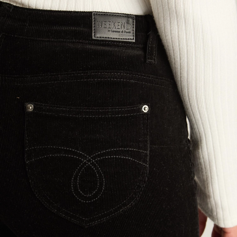 PANTALON NEGRO COTELE CORTE FLARE - 3