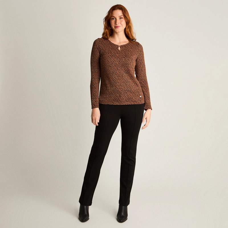 POLERA CAMEL DE LANILLA CON LUREX Y DETALLE EN ESCOTE - 4