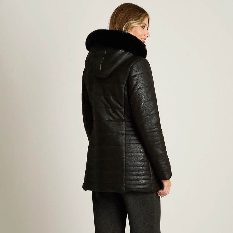 PARKA NEGRA SUEDE TEXTURIZADO CON GORRO PELUDO Y FORRO - 2