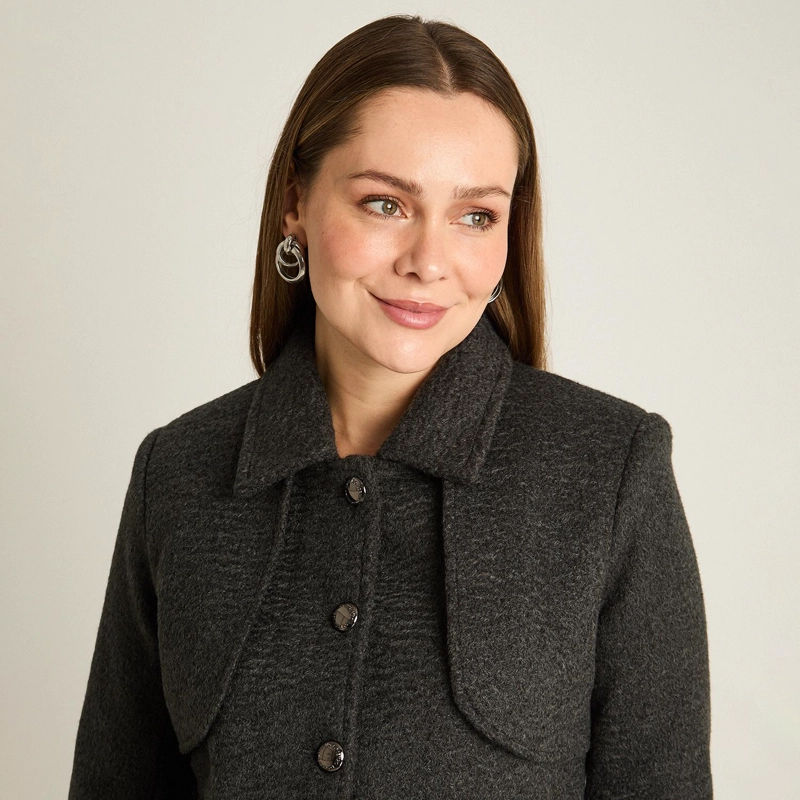 CHAQUETA MARENGO CON BOTONES Y CUELLO CON SOLAPA - 3