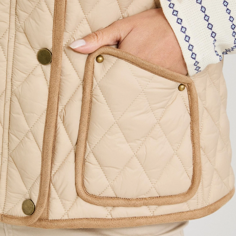 PARKA SIN MANGAS CON BOLSILLOS BEIGE - 7
