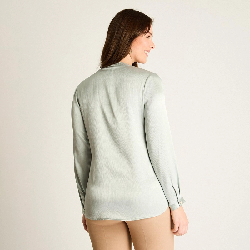 BLUSA MENTA CON BOTONADURA FRONTAL - 2