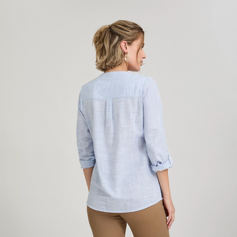BLUSA LOOK LINO MANGA ROLL UP ESCOTE MAO CELESTE - 2