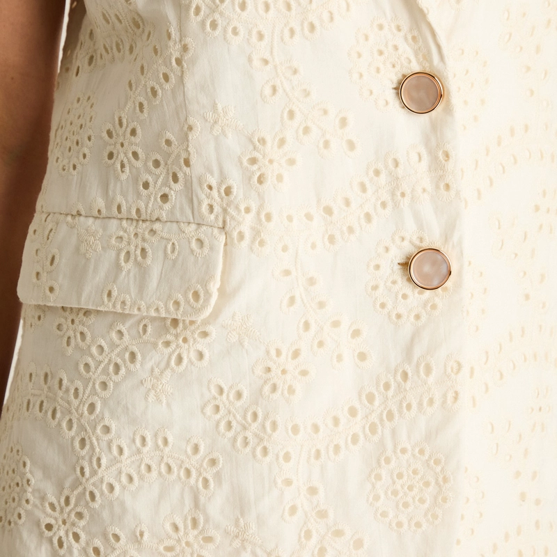 BLAZER CRUDO SIN MANGAS CON BRODERIE - 3