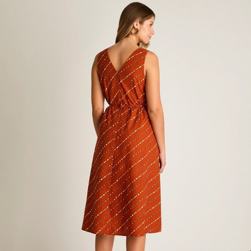 VESTIDO MIDI TERRACOTA CALCE HOLGADO - 2