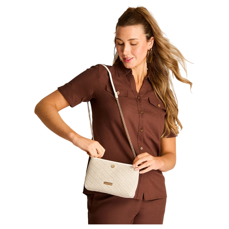 CARTERA BLANCA CON FORRO Y CORREA LARGA - 1