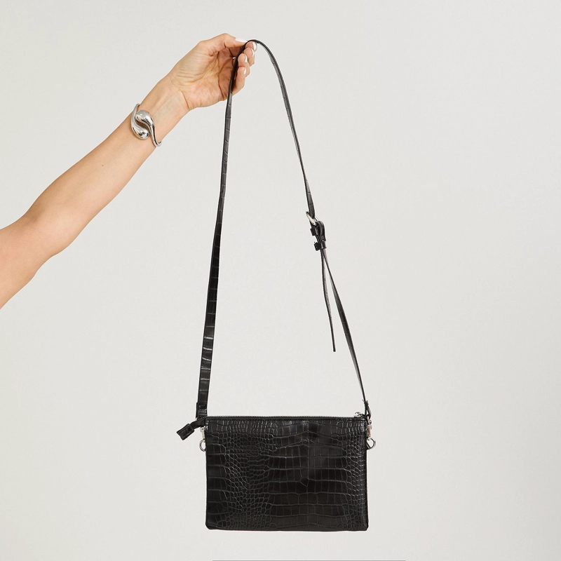 CARTERA PIEL COCODRILO NEGRO - 2