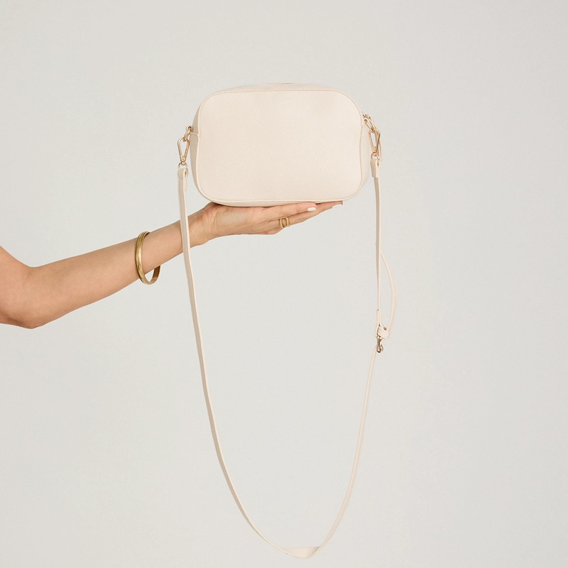 CARTERA BANDOLERA DE PU BEIGE - 2