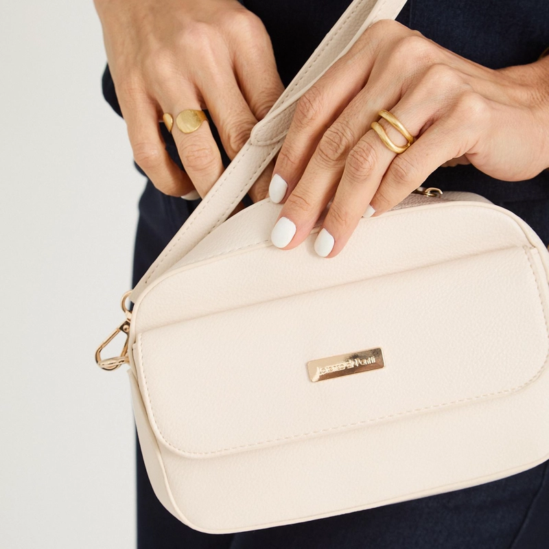 CARTERA BANDOLERA DE PU BEIGE - 3