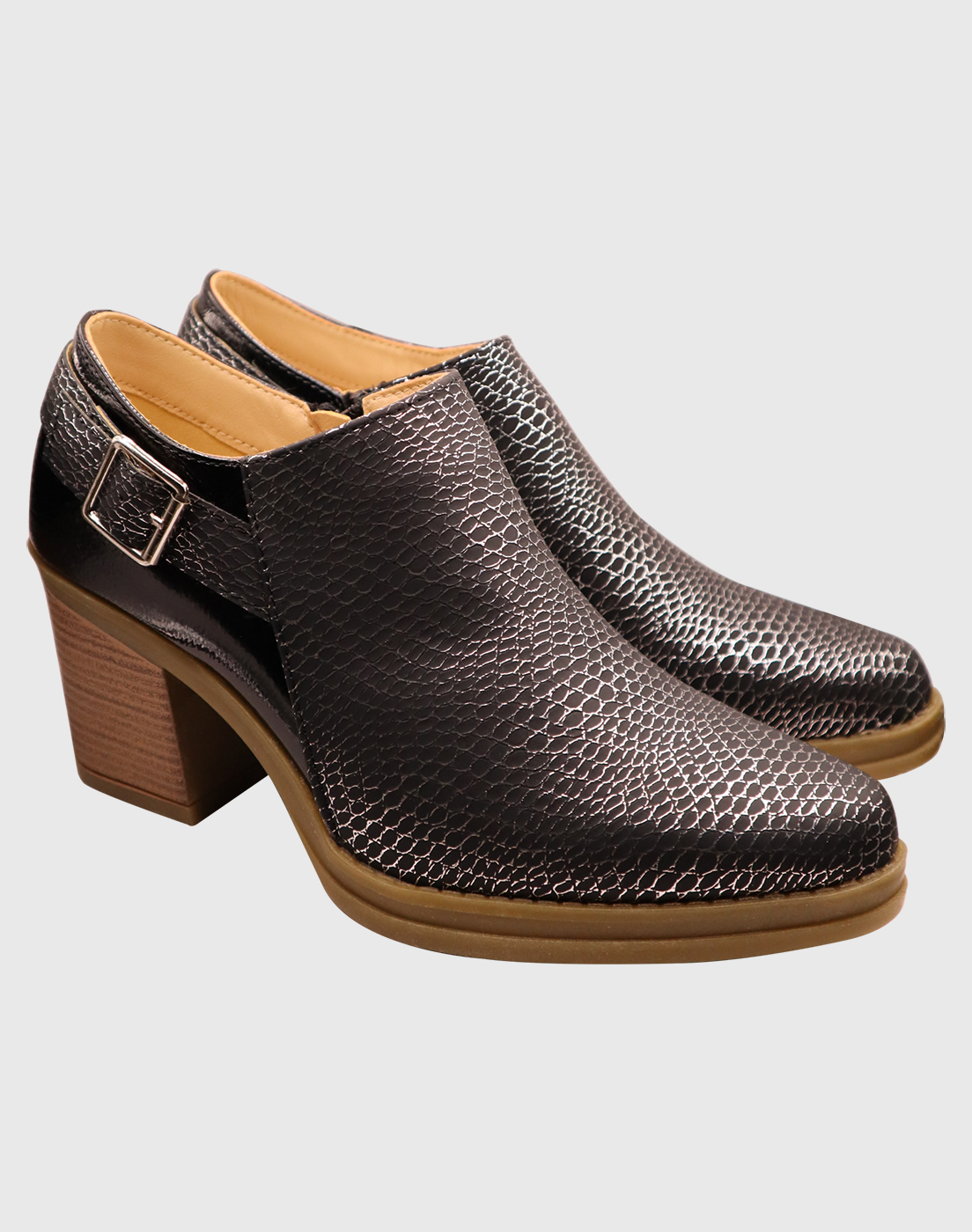 Ripley - BOTÍN NEGRO HEBILLA CASUAL