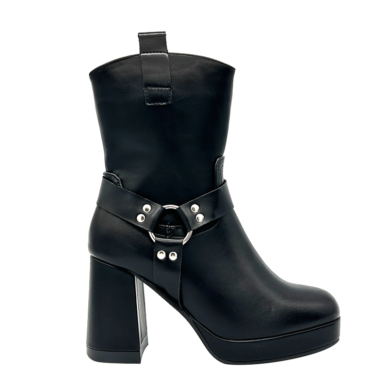 BOTA PARA MUJER COLOR NEGRO CON PLATAFORMA Y DETALLES METALICOS DANICOLLE - 3