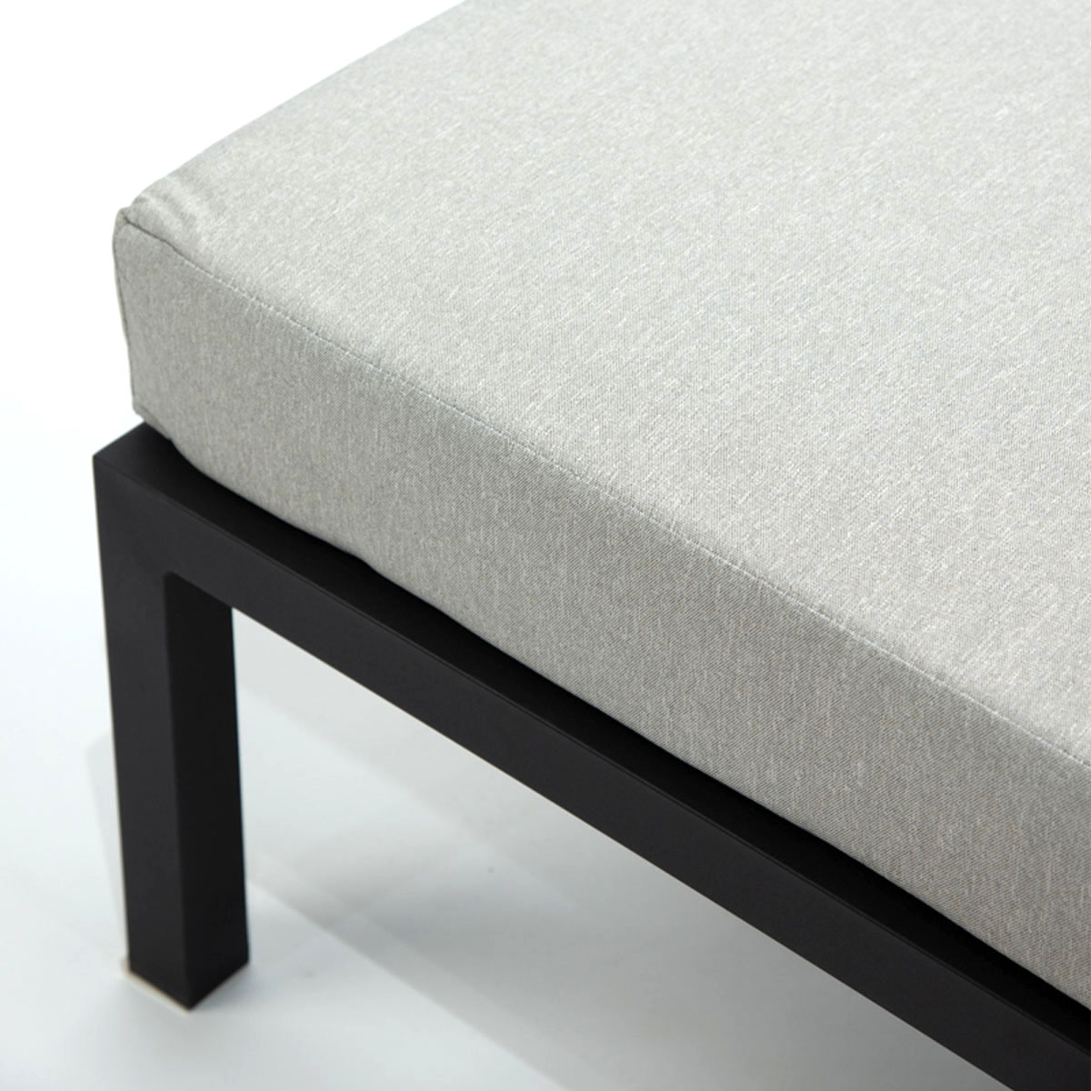 SILLON NECTAR OTTOMAN GRIS MARCO NEGRO - 3
