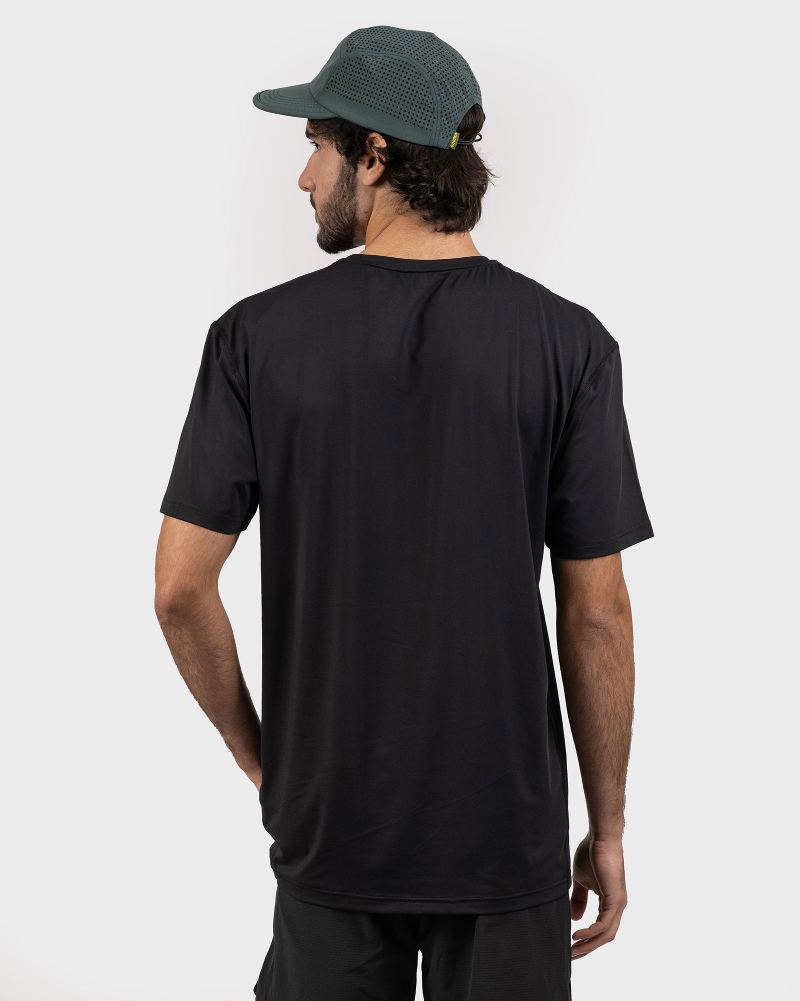 POLERA OUTDOOR HOMBRE GNOMO DRYFIT HALNOP - 2