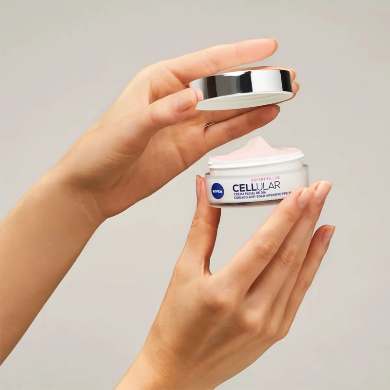 CREMA ROSTRO Y CUELLO NIVEA SPF 30 49G ANTI-EDAD CELLULAR EXPERT FILLER DÍA - 4