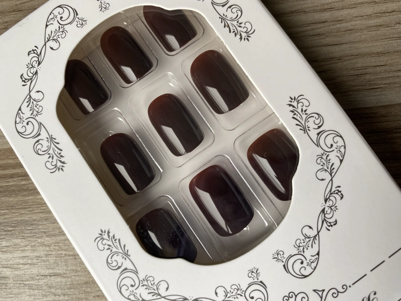 UÑAS PRESS-ON ADHESIVAS LARGO MEDIO REDONDEADA 24PCS POSTIZAS REUTILIZABLE MARRON OSCURO - 1