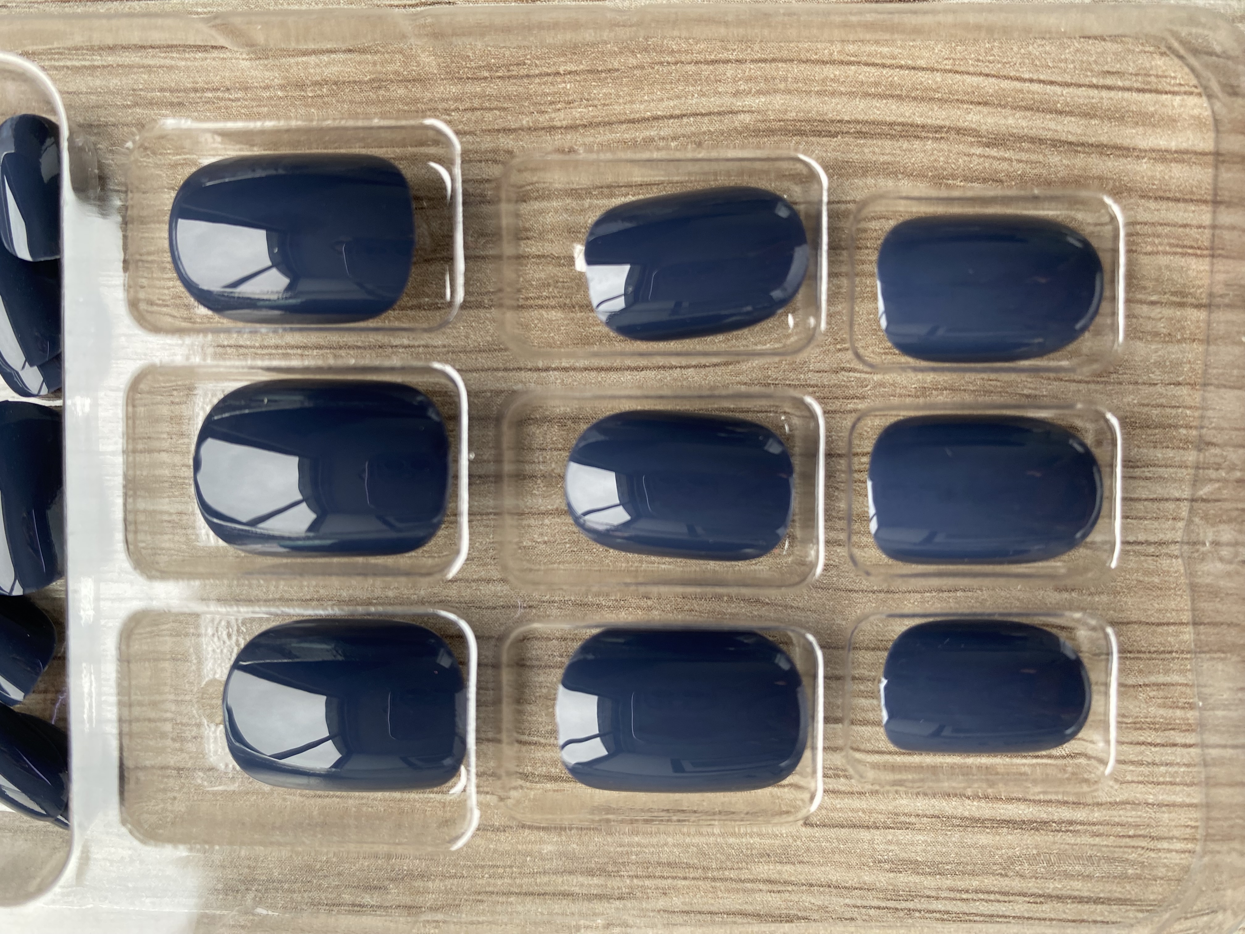 UÑAS PRESS-ON ADHESIVAS CORTAS REDONDEADA 24PCS POSTIZAS REUTILIZABLE AZUL OSCURO - 2