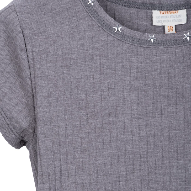 POLERA NIÑA MANGA CORTA TACHAS DE ESTRELLAS MARENGO PILLIN - 3