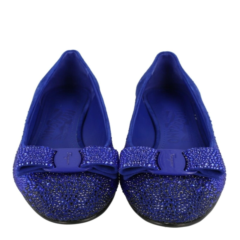 ZAPATOS FERRAGAMO VARA ADORNADOS CON CRISTALES ZAPATOS ANGOSTOS PARA MUJER EN COLOR AZUL - 5