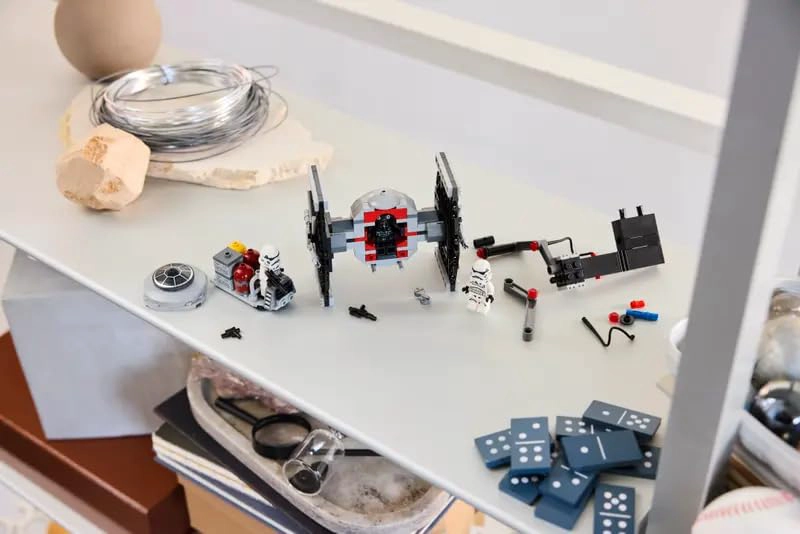 LEGO STAR WARS TIE FIGHTER CON ESTANTE DE HANGAR IMPERIAL 236 PIEZAS 40771 - 6