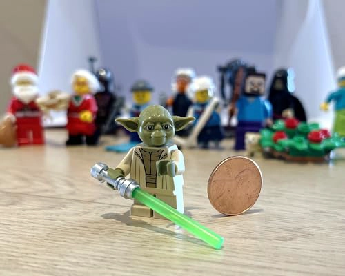 LEGO STAR WARS THE CLONE WARS MINIFIGURA YODA CON BATA ABIERTA Y SABLE DE LUZ VERDE 75360 - 3