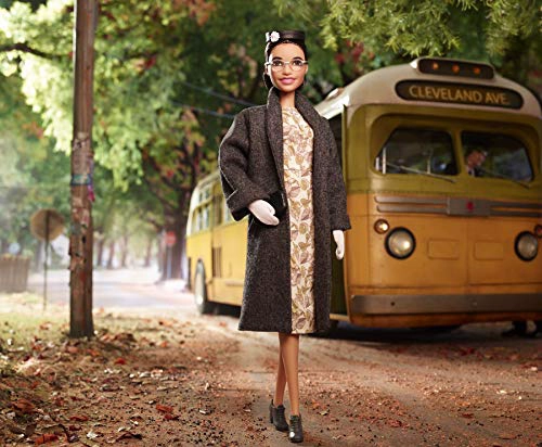 BARBIE INSPIRING WOMEN SERIES ROSA PARKS MUÑECA COLECCIONABLE CON MODA Y ACCESORIOS CON SOPORTE - 2