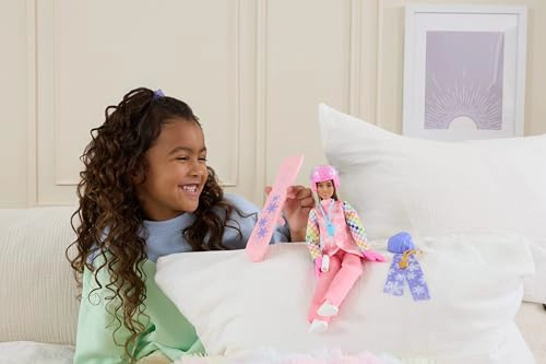 BARBIE CAREERS MUÑECA SNOWBOARDER CON CHAQUETA DE NIEVE ROSA PANTALONES Y BOTAS CON MAS DE 10 - 2