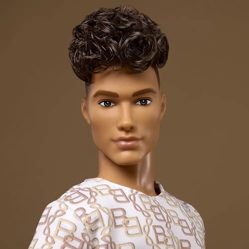 BARBIE BASICS MODEL COLLECTOR KEN FASHION DOLL 10 CON CABELLO MORENO EN CAMISA Y PANTALONES CORTOS - 3