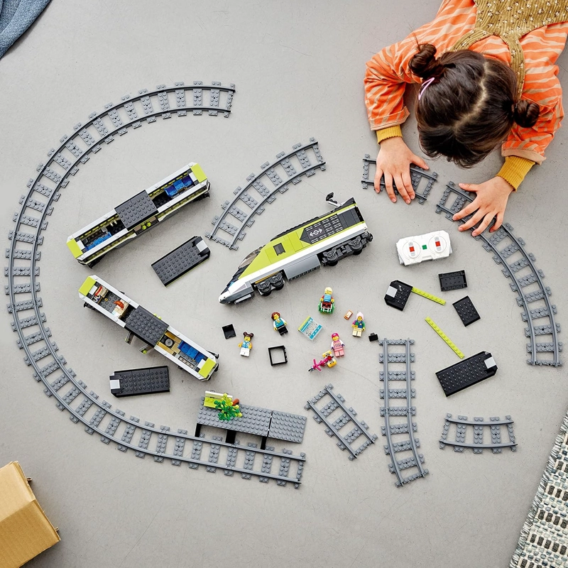 LEGO CITY EXPRESS - CONJUNTO DE TREN DE PASAJEROS, JUGUETE DE TREN CON CONTROL REMOTO CON FAROS - 5