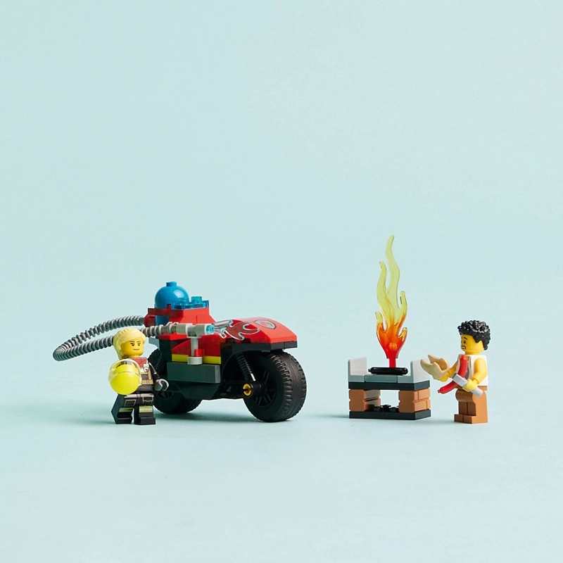 LEGO CITY FIRE RESCUE - JUEGO DE JUGUETE DE BOMBEROS PARA NIÑOS DE 4 AÑOS EN ADELANTE, INCLUYE - 4