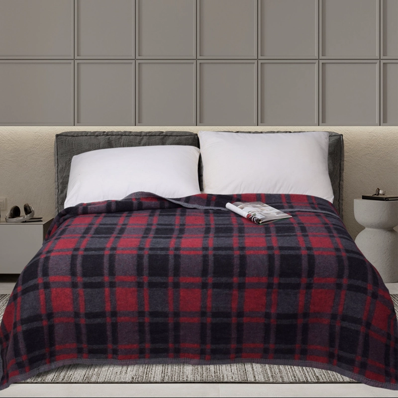FRAZADA TE RMICA POLAR CON DISEÑO A CUADROS SUAVE, CALIDA Y CONFORTABLE - 2