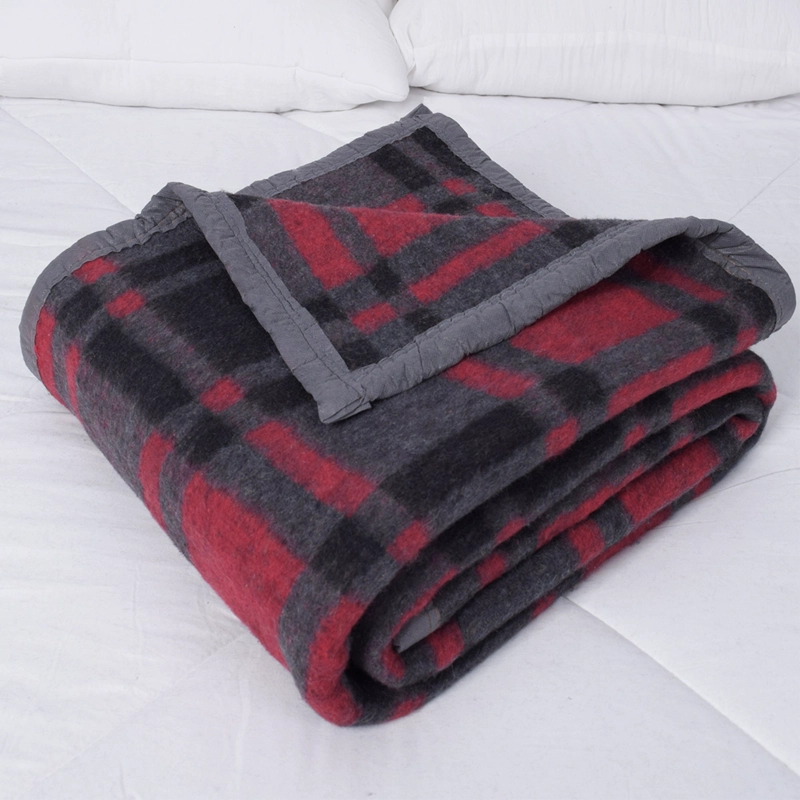 FRAZADA TE RMICA POLAR CON DISEÑO A CUADROS SUAVE, CALIDA Y CONFORTABLE - 4