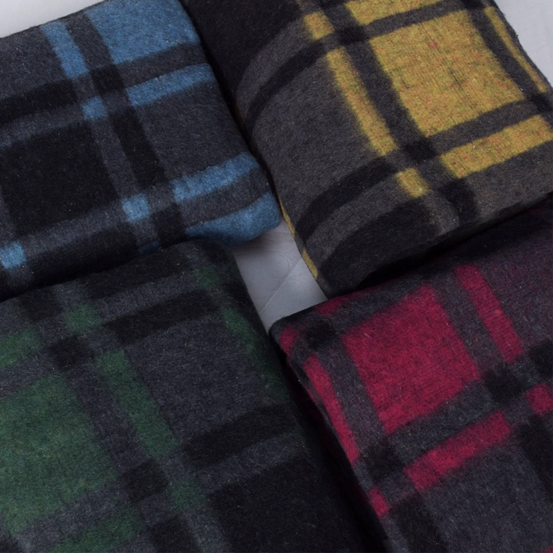 FRAZADA TE RMICA POLAR CON DISEÑO A CUADROS SUAVE, CALIDA Y CONFORTABLE - 7