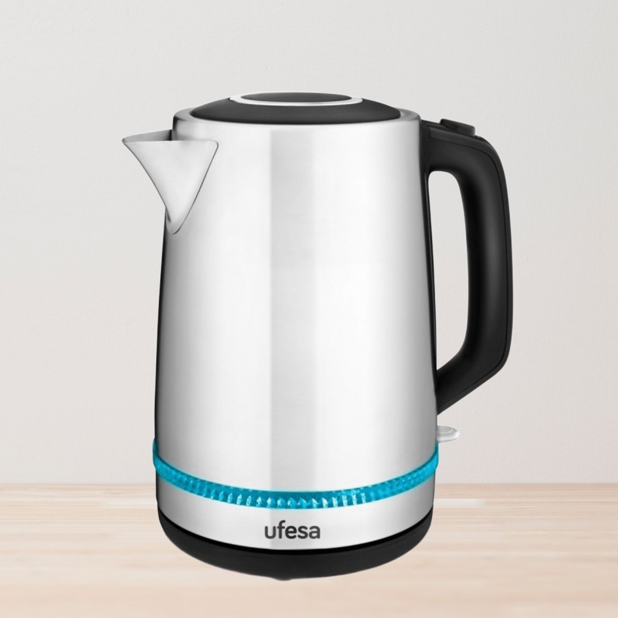 HERVIDOR UFESA NESS INOX 1.7 LTS - 4