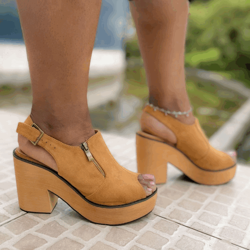 SANDALIAS MUJER NEW WALK CAMEL CERRADA - 2