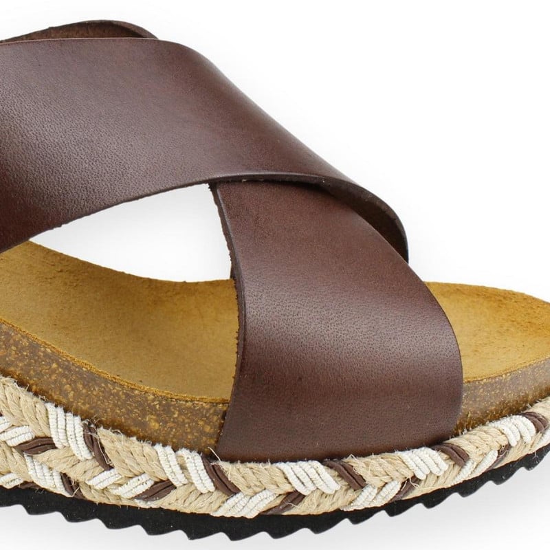 SANDALIA PLAKTON CINTAS CUERO MARRON - 4