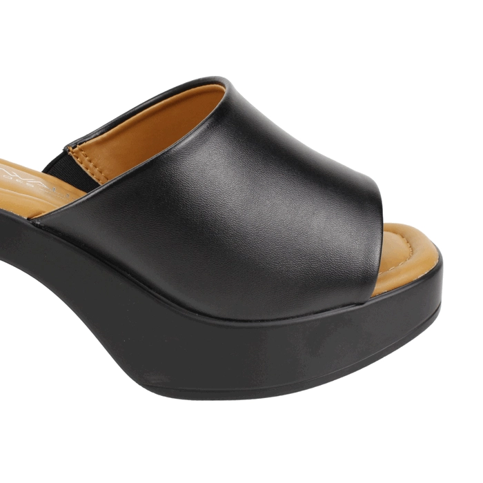 SANDALIA NEW WALK PLATAFORMA NEGRA - 5