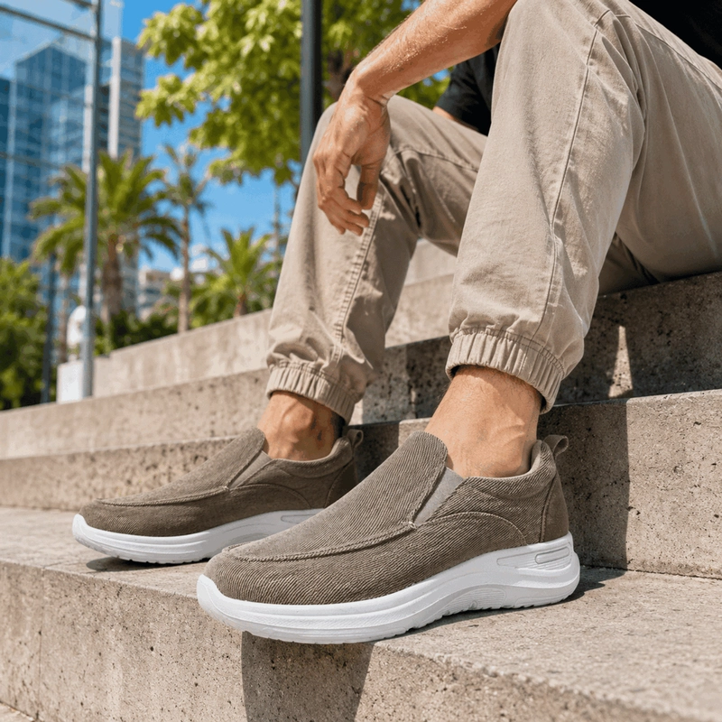 ZAPATILLA NEW WALK CITY  CONFORT SLIP ON MARRON - 2