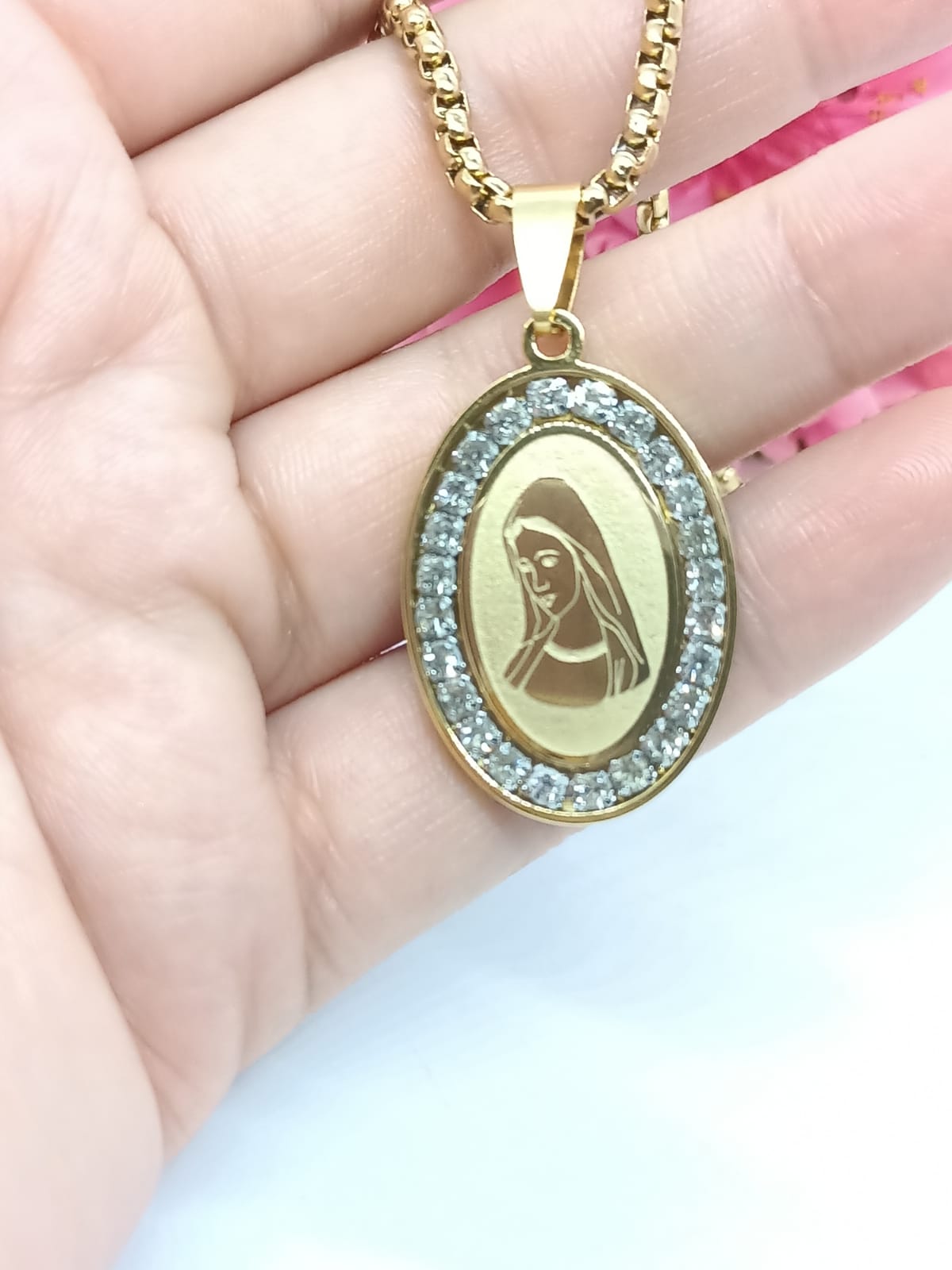 COLGANTE MEDALLA VIRGEN MARIA HIPOALERGENICA ZIRCONIOS CHAPADA EN ORO 18KL - 3