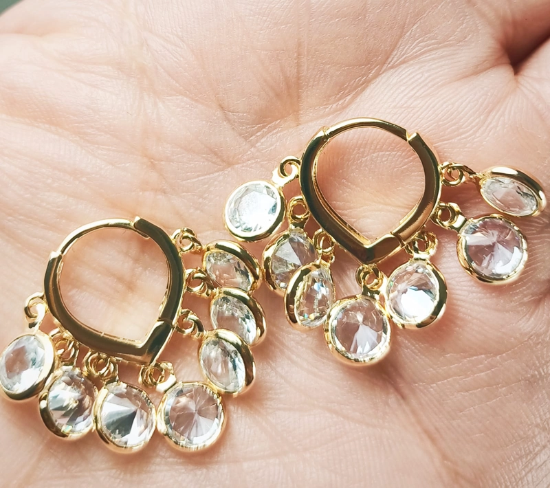 ARGOLLAS BORLAS HUGGIES ZIRCONIA CHAPADAS EN ORO 18K - 1