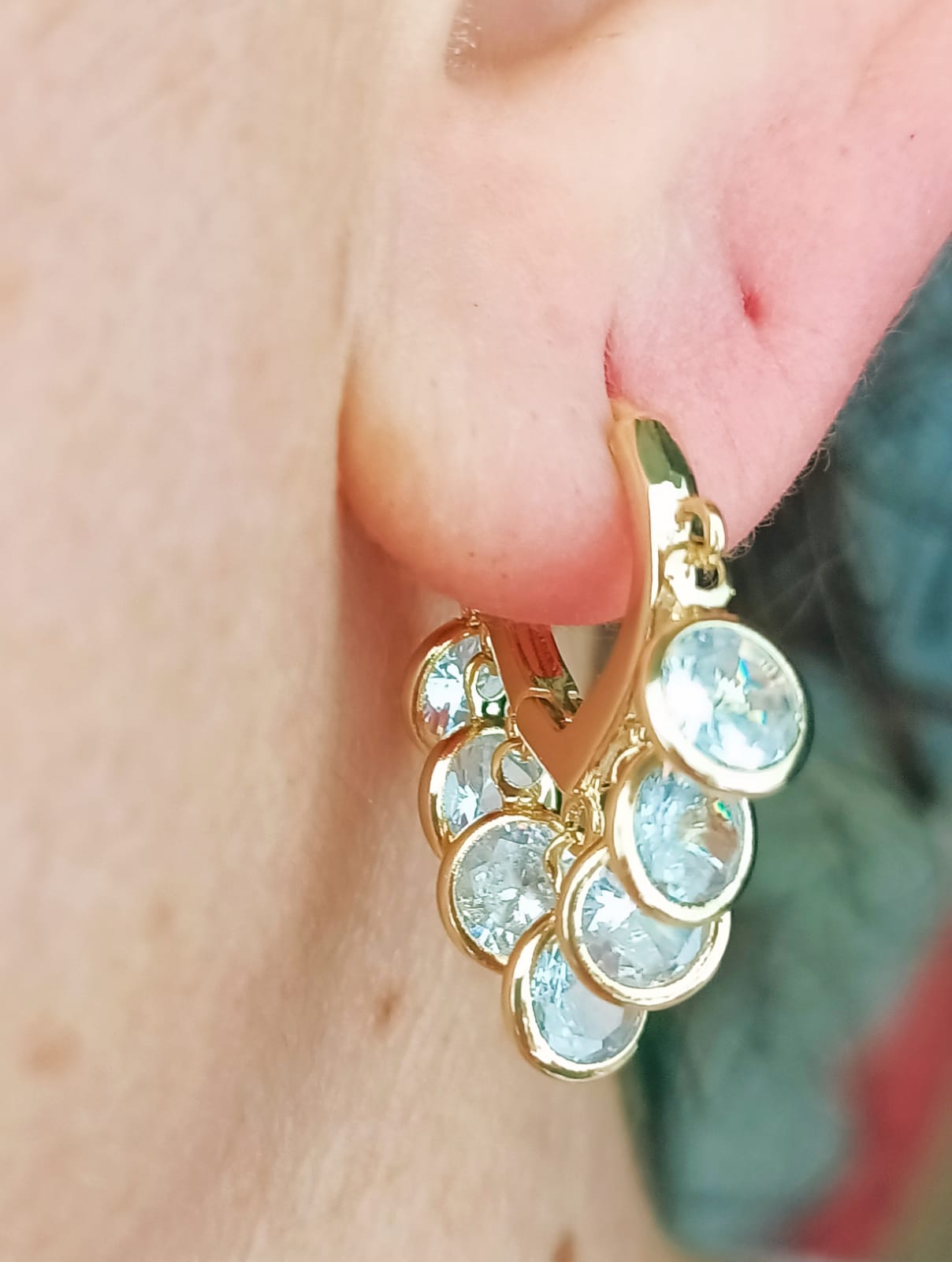 ARGOLLAS BORLAS HUGGIES ZIRCONIA CHAPADAS EN ORO 18K - 2